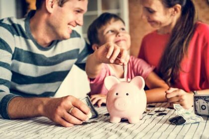 Balancing Everyday Parenting With Long-Term Financial and Legal Safeguards